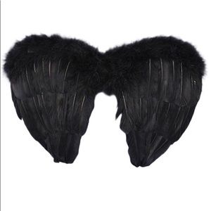 Néw in package dark angel wings